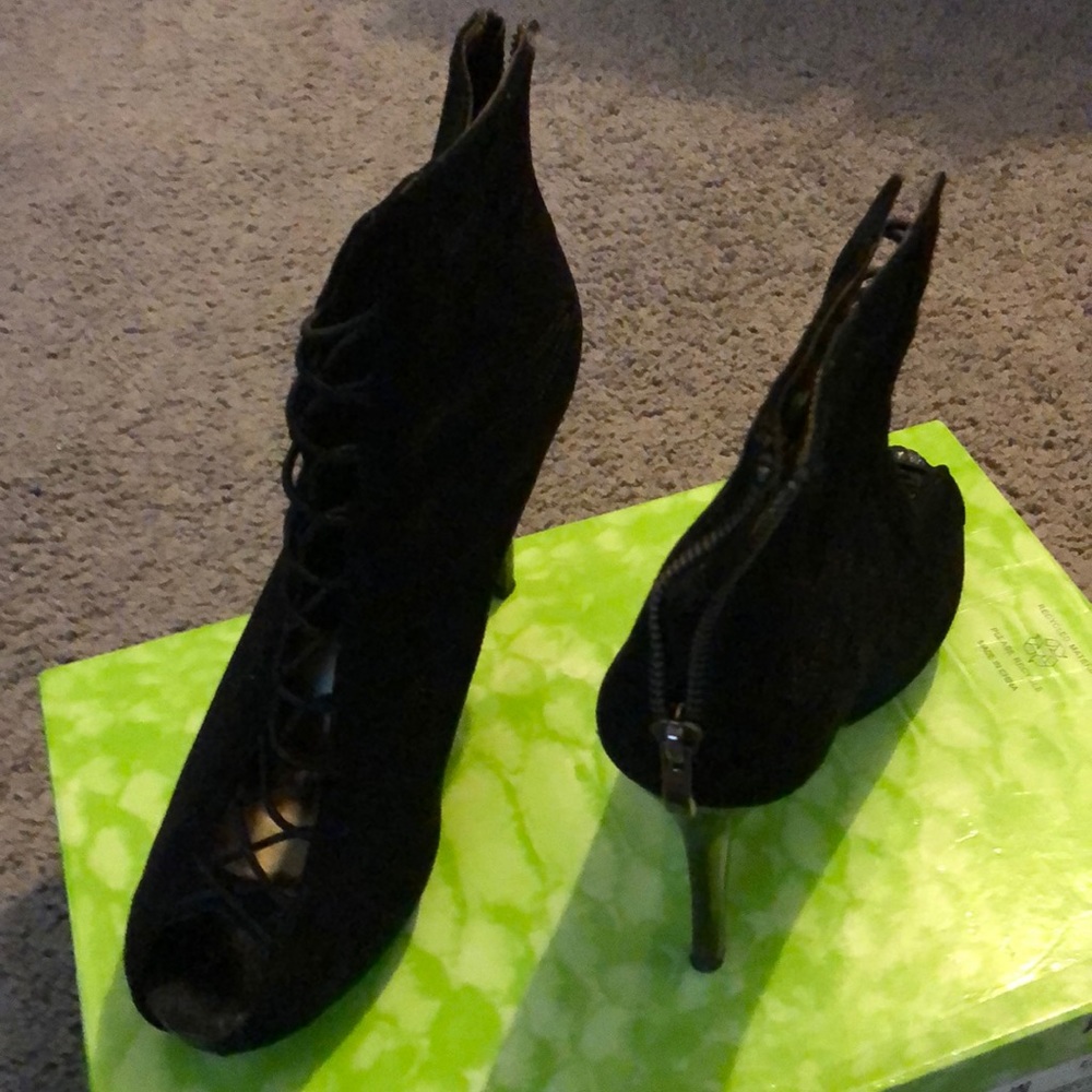 Sam Edelman Black Queenie Boots/Booties